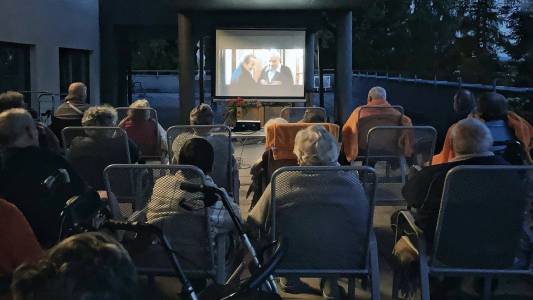Letní kino pod hvězdami