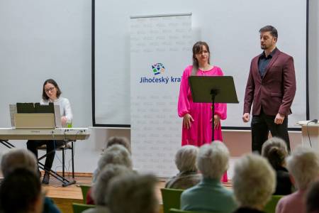 Lilija Červinková (klavír), Zuzana Zaimlová (soprán) a Peter Malý (tenor)