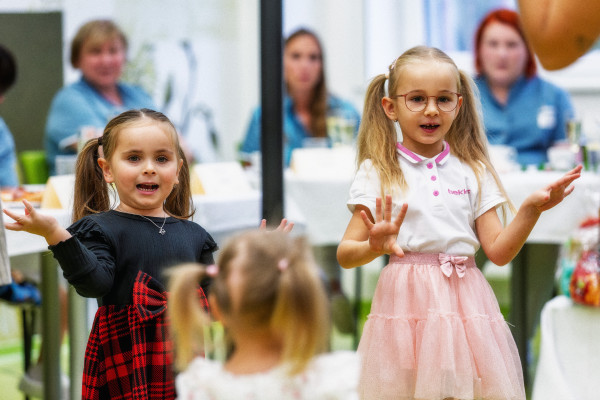 Setkání zpestřily děti z dětské skupiny Rybičky