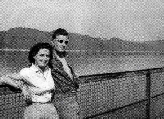Novomanželé Miloslav II. a Vlasta Šafářovi